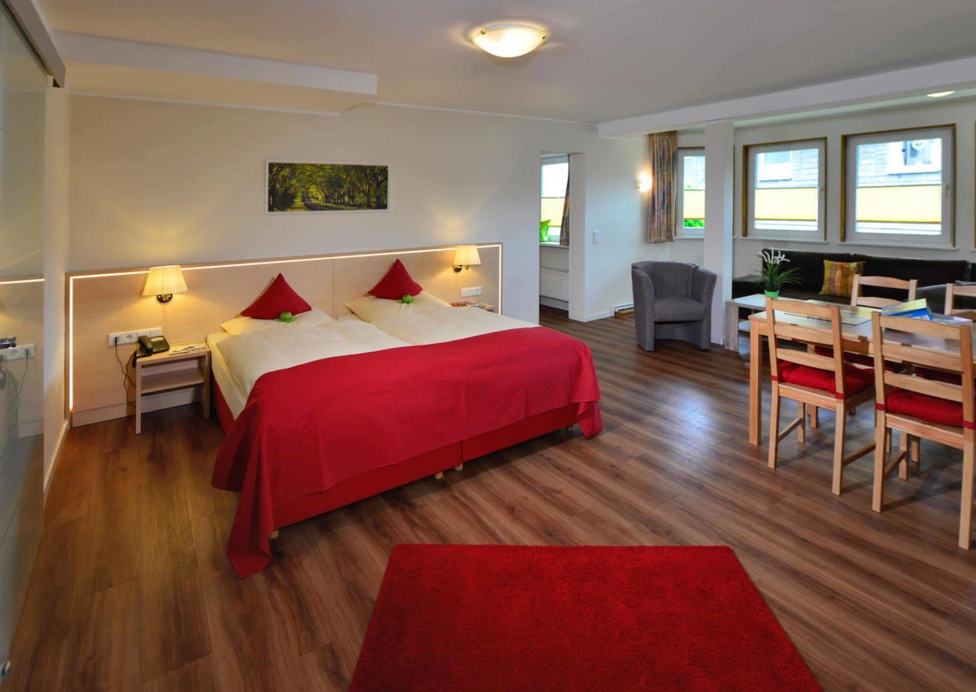 Landhotel Albers Schmallenberg Bagian luar foto