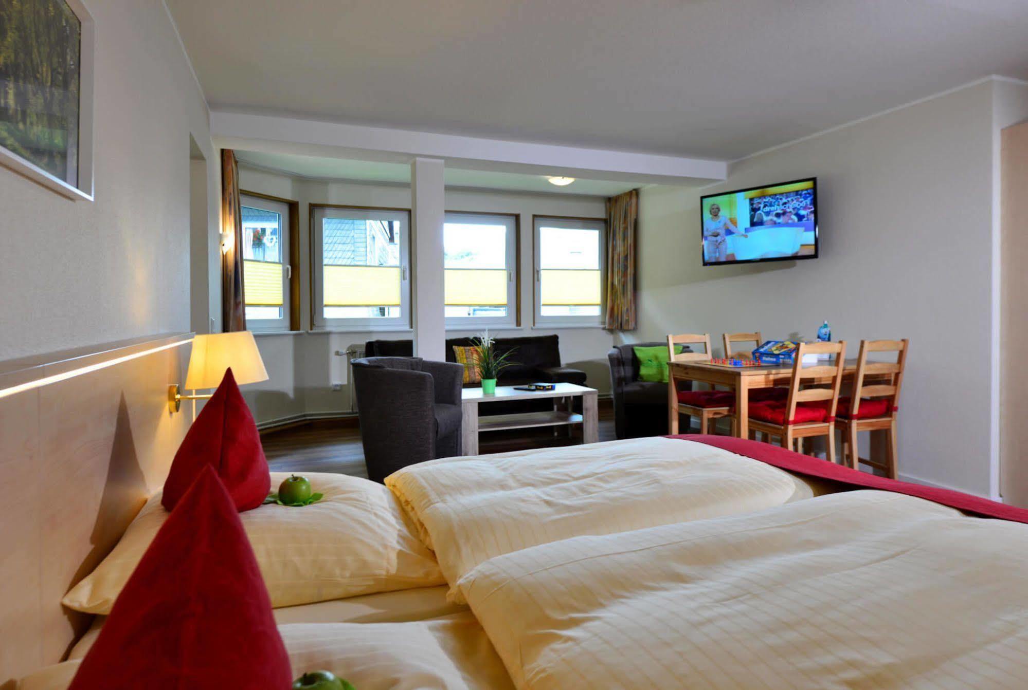 Landhotel Albers Schmallenberg Bagian luar foto